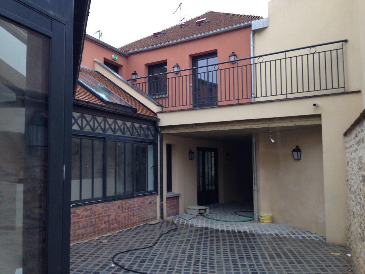 Photo2